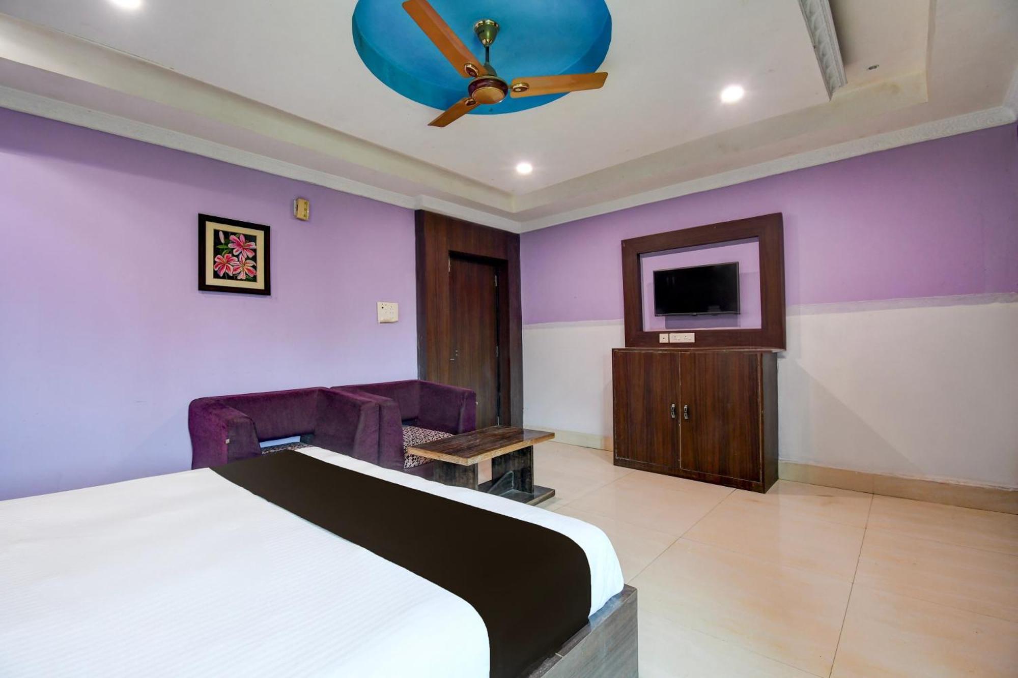 Hotel O Blue Royal Bhubaneswar Exterior foto