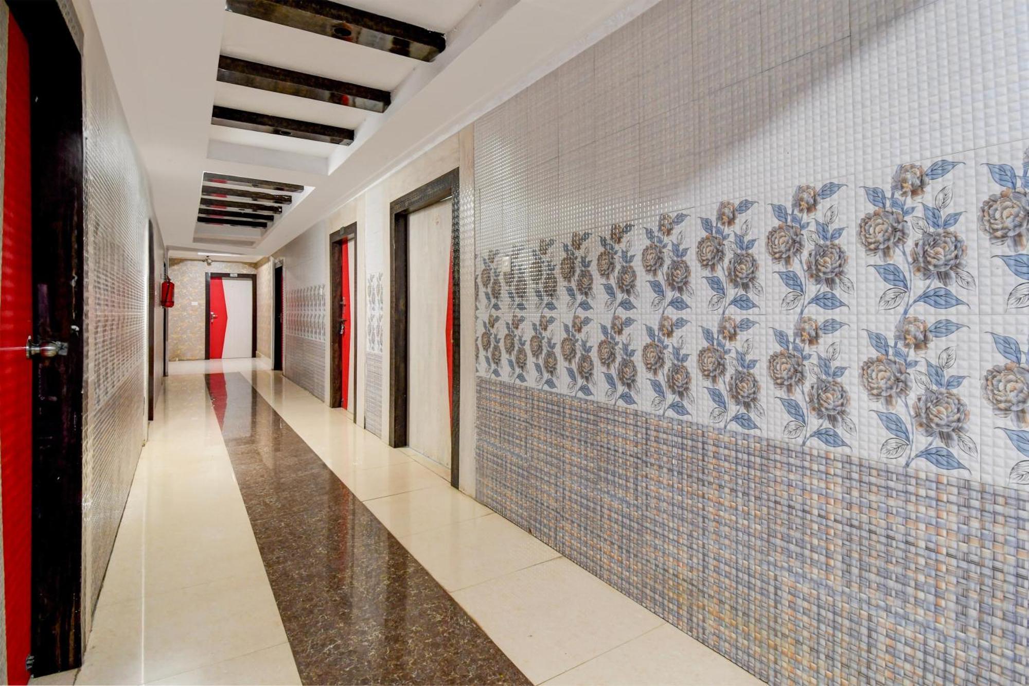 Hotel O Blue Royal Bhubaneswar Exterior foto